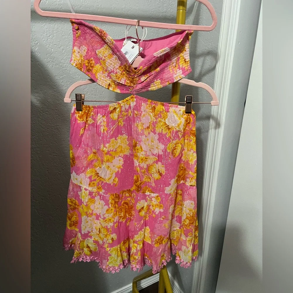HEMANT & NANDITA Pink Floral Strapless Mini Dress - Picture 3 of 7